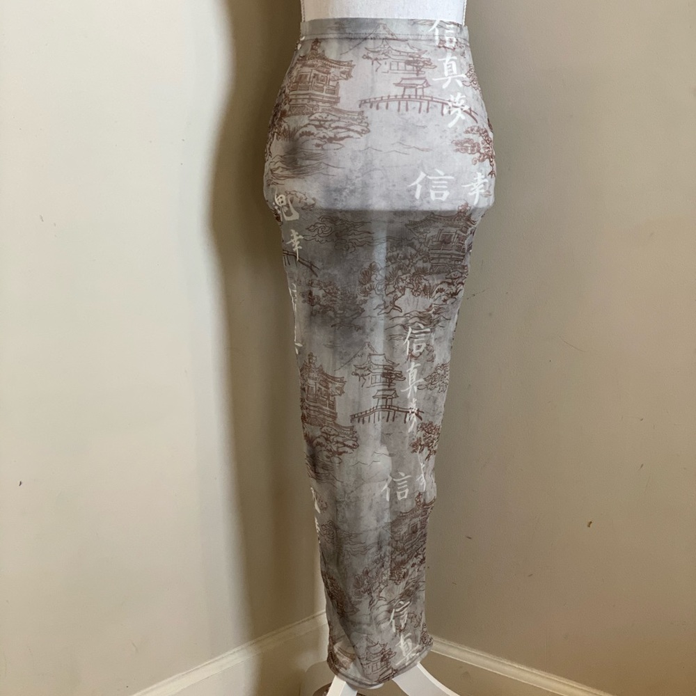 Mesh Skirt - Picture 1 of 2